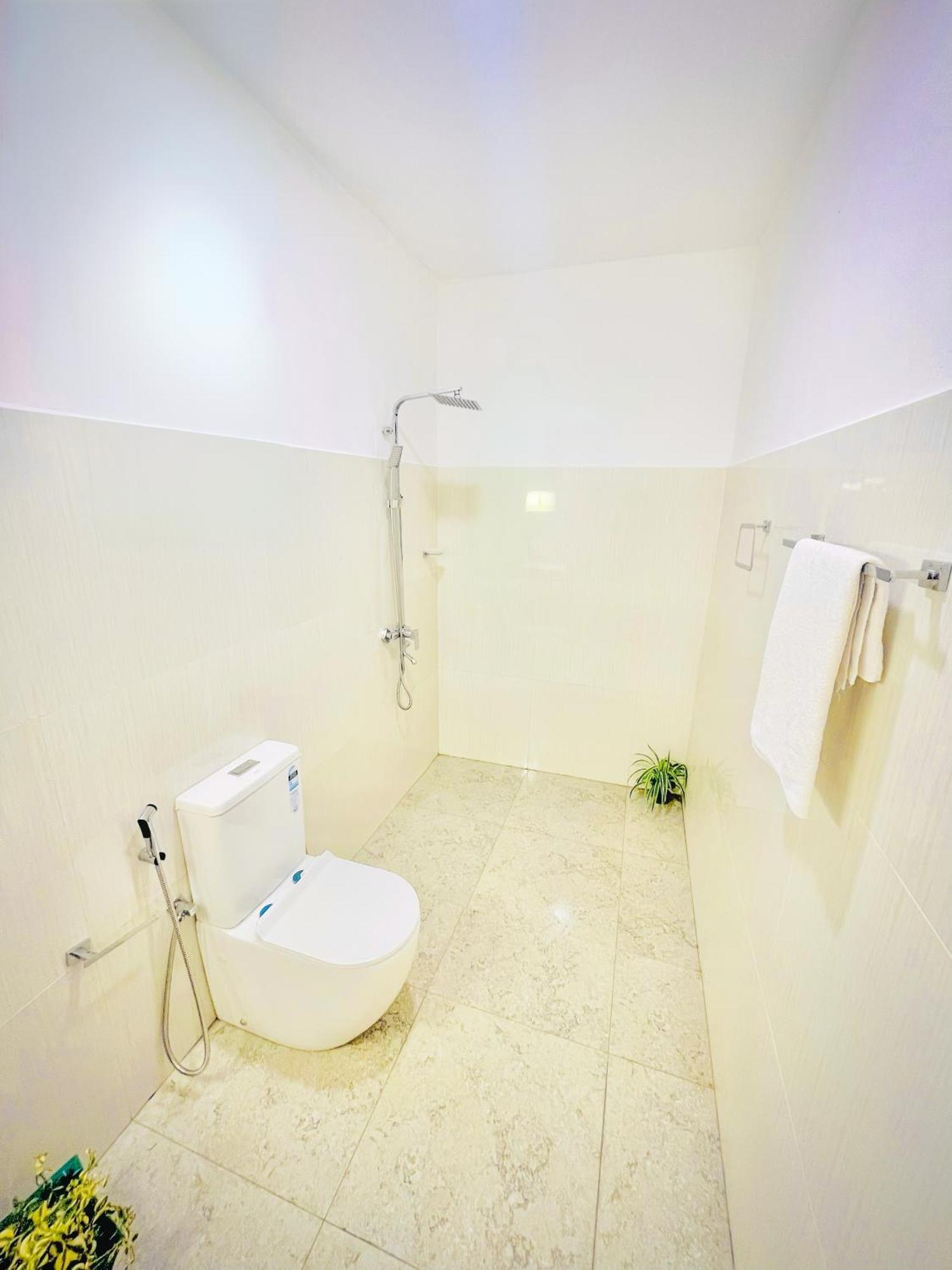 Star Holiday Home Нувара-Элия Экстерьер фото